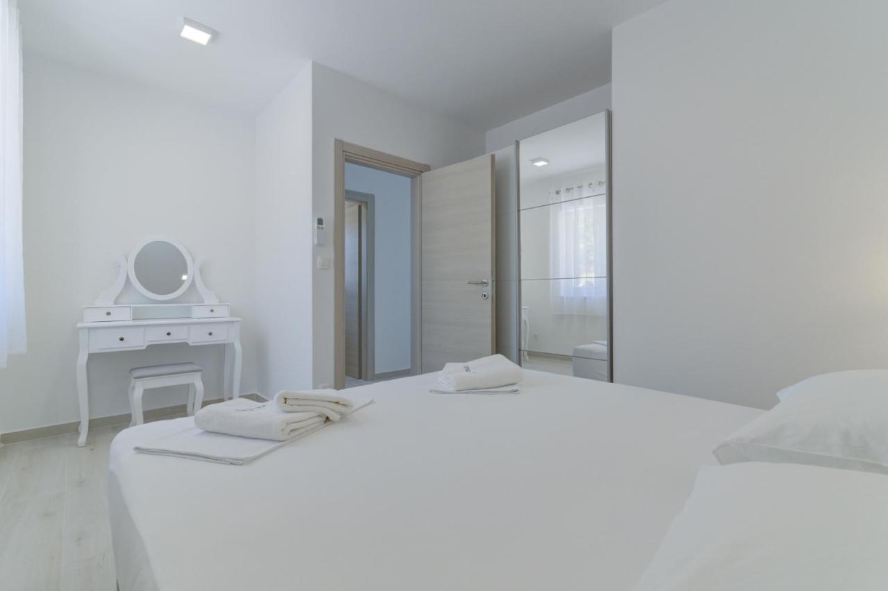 Apartmani Olimp Sveti Juraj Eksteriør bilde
